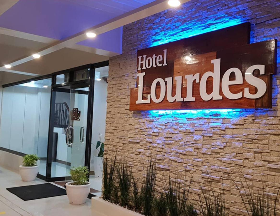 Hotel Lourdes Laoag Zewnętrze zdjęcie