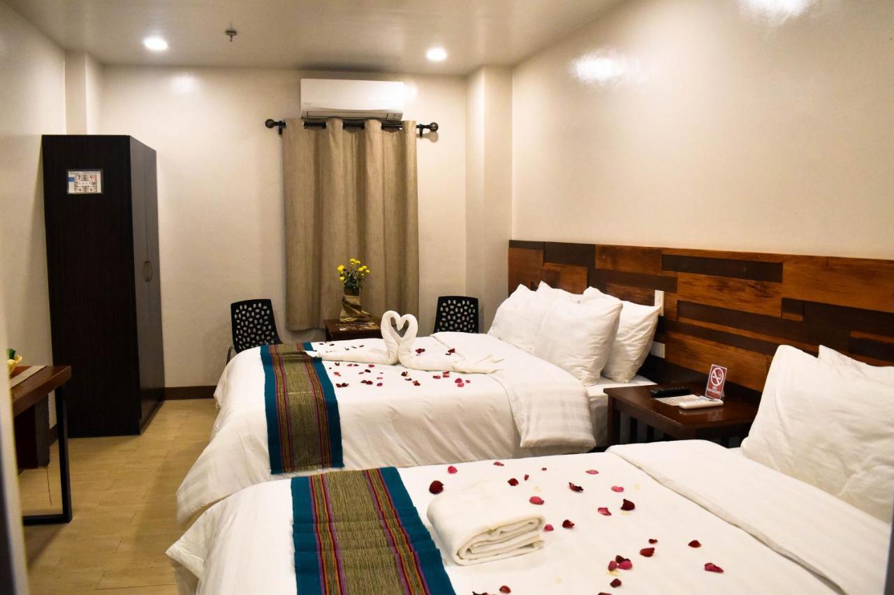 Hotel Lourdes Laoag Zewnętrze zdjęcie